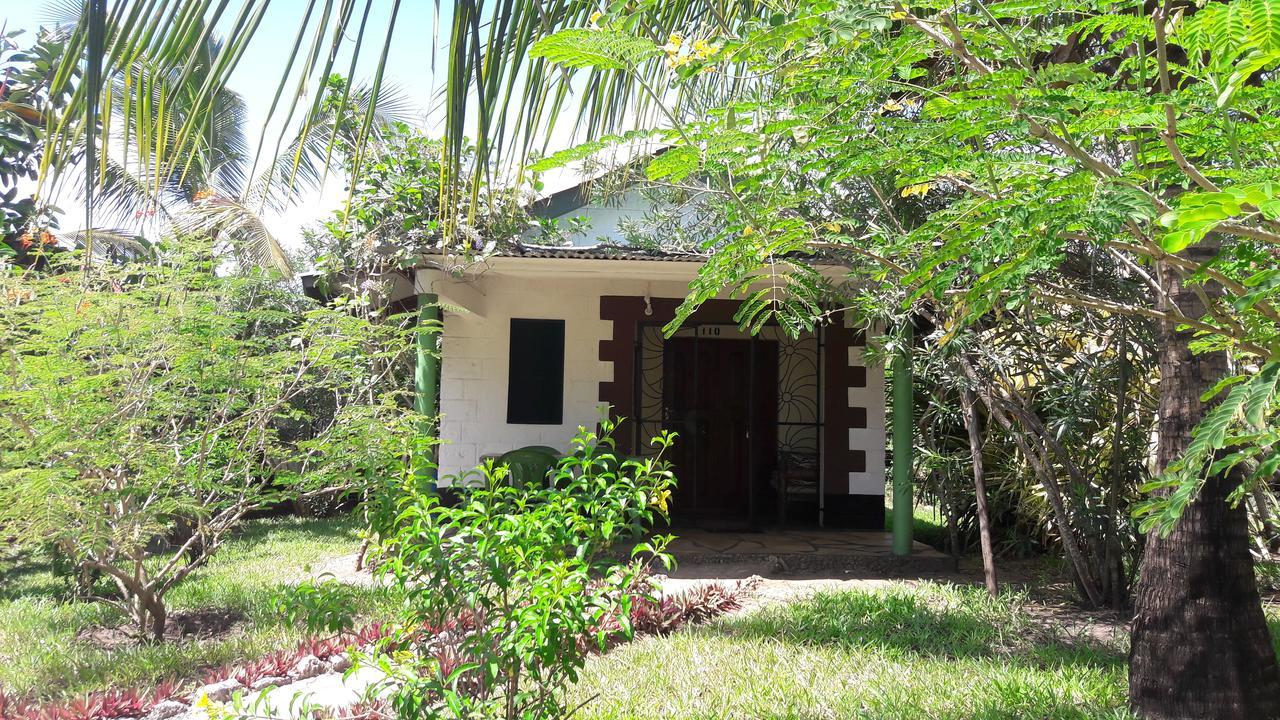 African Dream Cottages - Praia de Diani Exterior foto